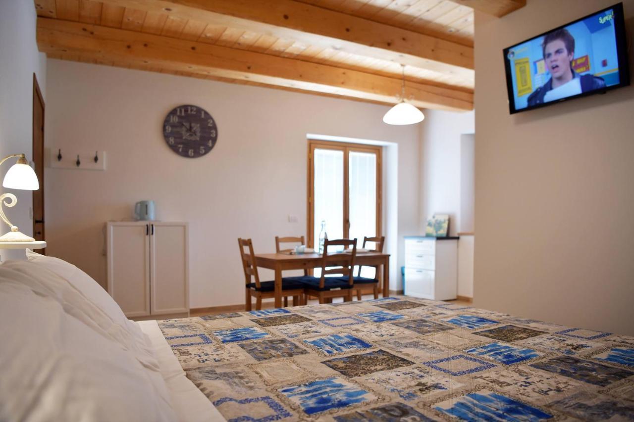 Casa Montefiore 13 Iris Lt Nella Tranquilla Campagna Marchigiana Ancona Dış mekan fotoğraf