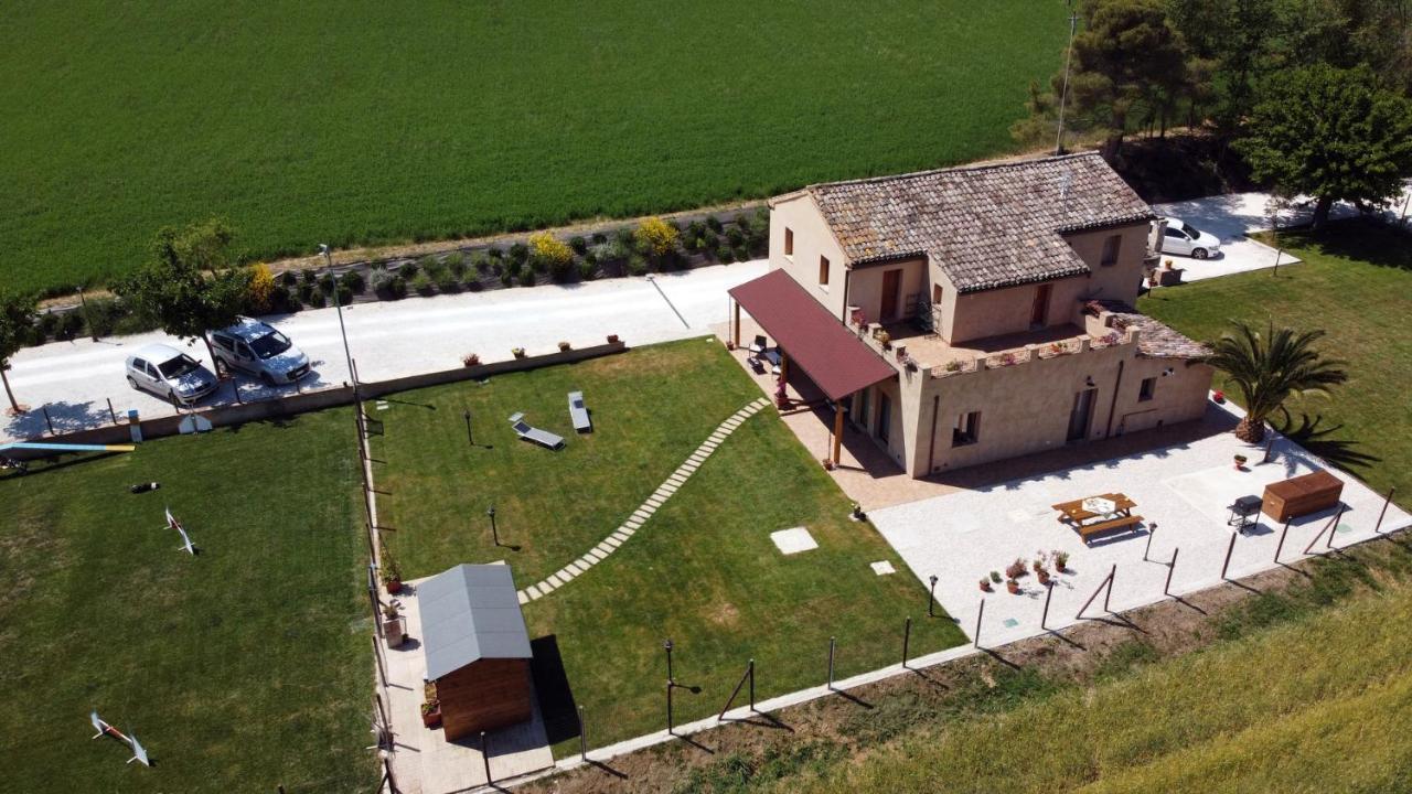 Casa Montefiore 13 Iris Lt Nella Tranquilla Campagna Marchigiana Ancona Dış mekan fotoğraf